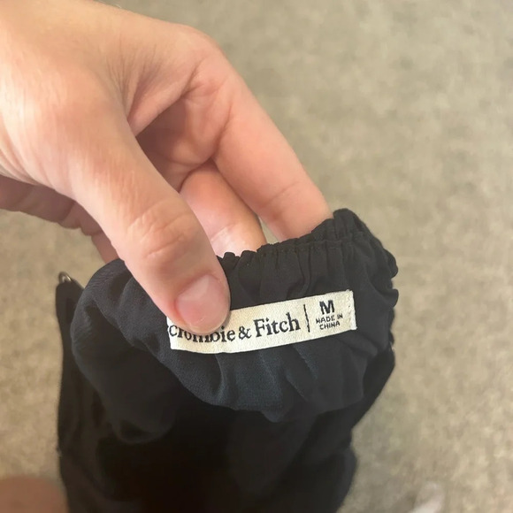 Abercrombie Crinkle textured tank - Picture 9 of 9